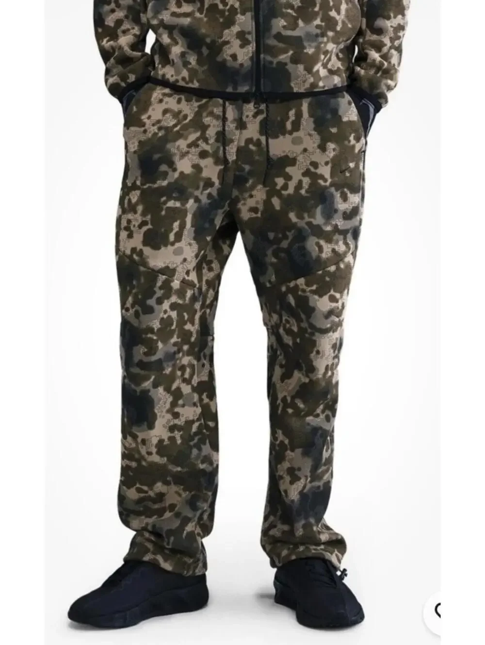 $280 Nike Sportswear Club Fleece Cargo Pants &Hoodie Men’s S  Green Camo II1324 - Picture 4 of 16